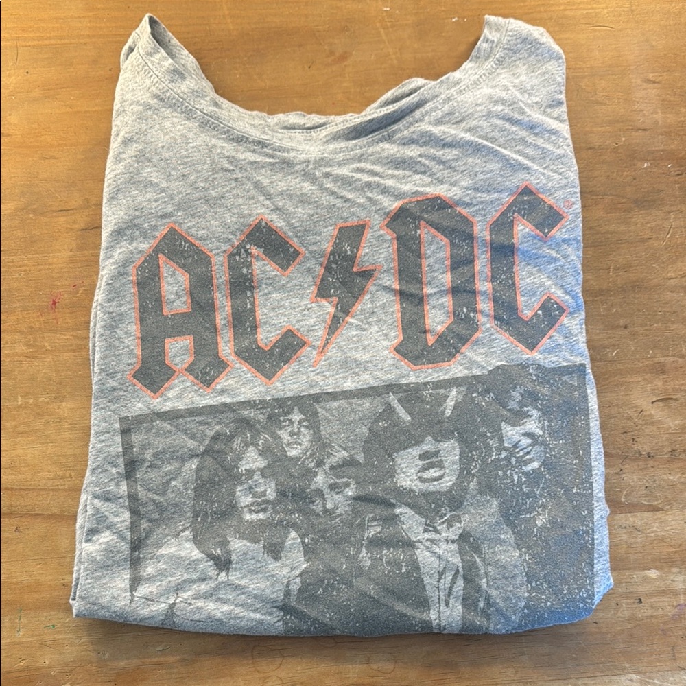AC/DC Graphic T-Shirt in Gray